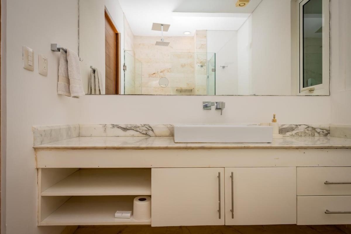 Magnificent 2 Blocks From The And 5th Ave Apartamento Playa del Carmen